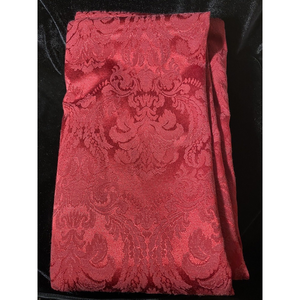 Tablecloth Christmas Holiday Jacquard Rectangle Red Fabric 100"x 58" Leaf Scroll
